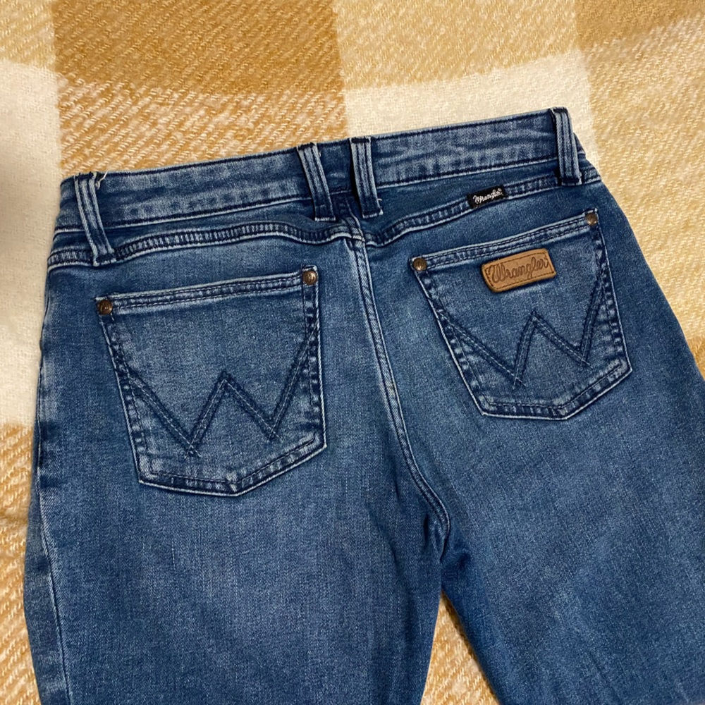 Wrangler Bootleg jeans, Size 7 Length 30”